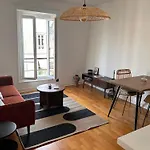 Renovated Flat Near Tour Eiffel