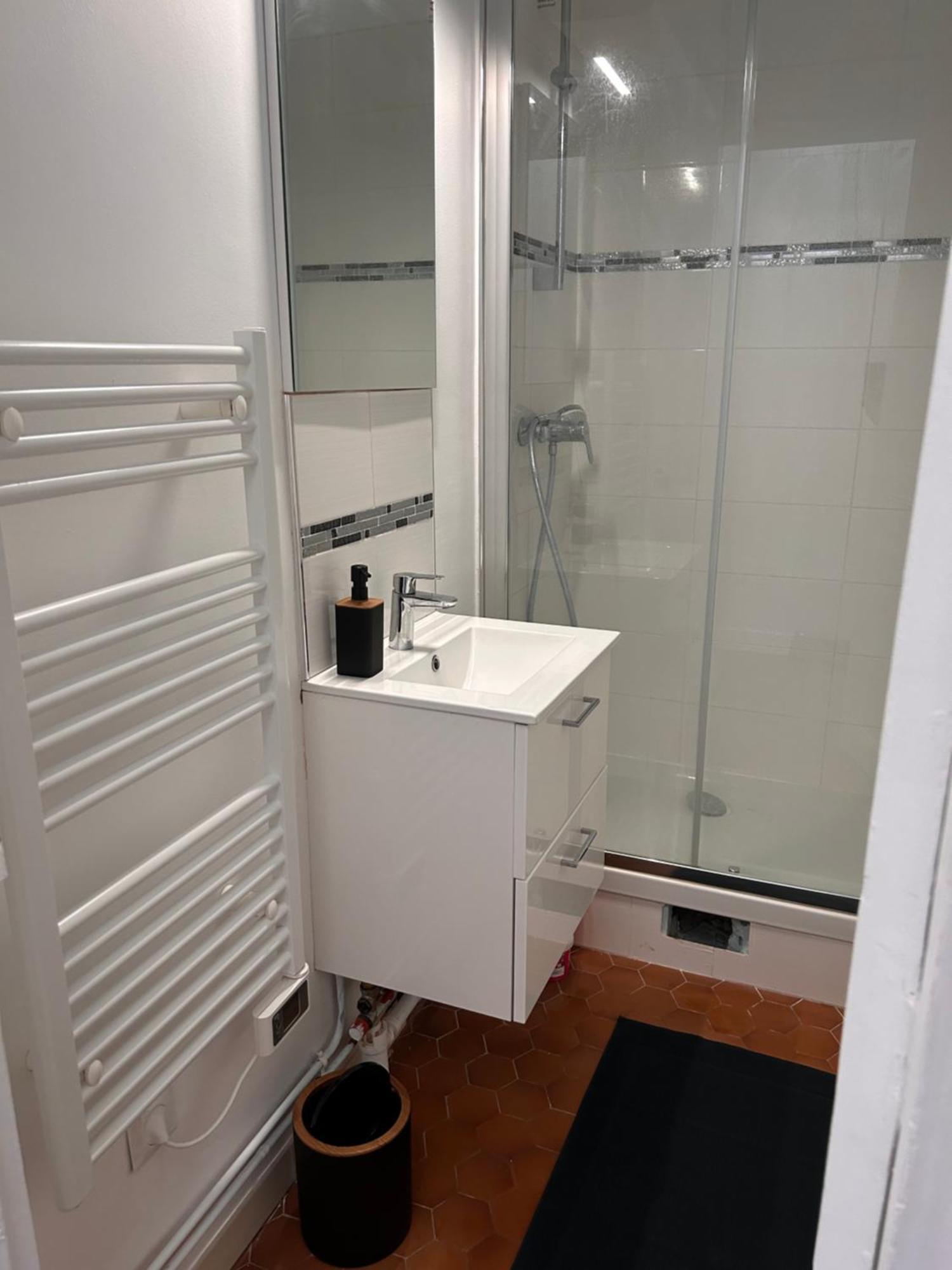 Renovated Flat Near Tour Eiffel Appartamento Parigi